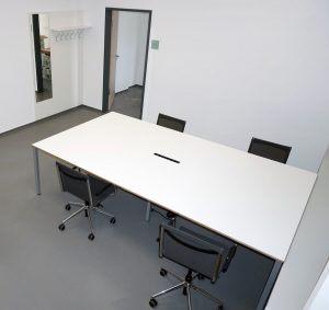 LINEApro-40q-Tisch