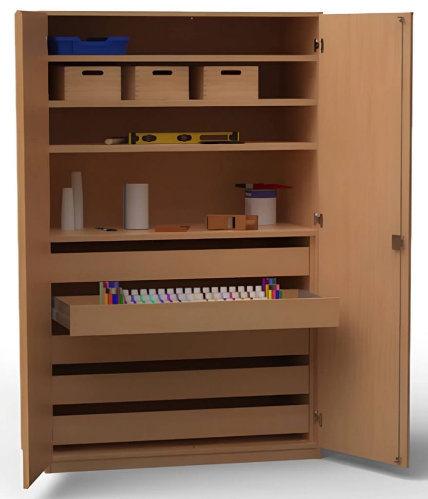 Werkraumschrank 12